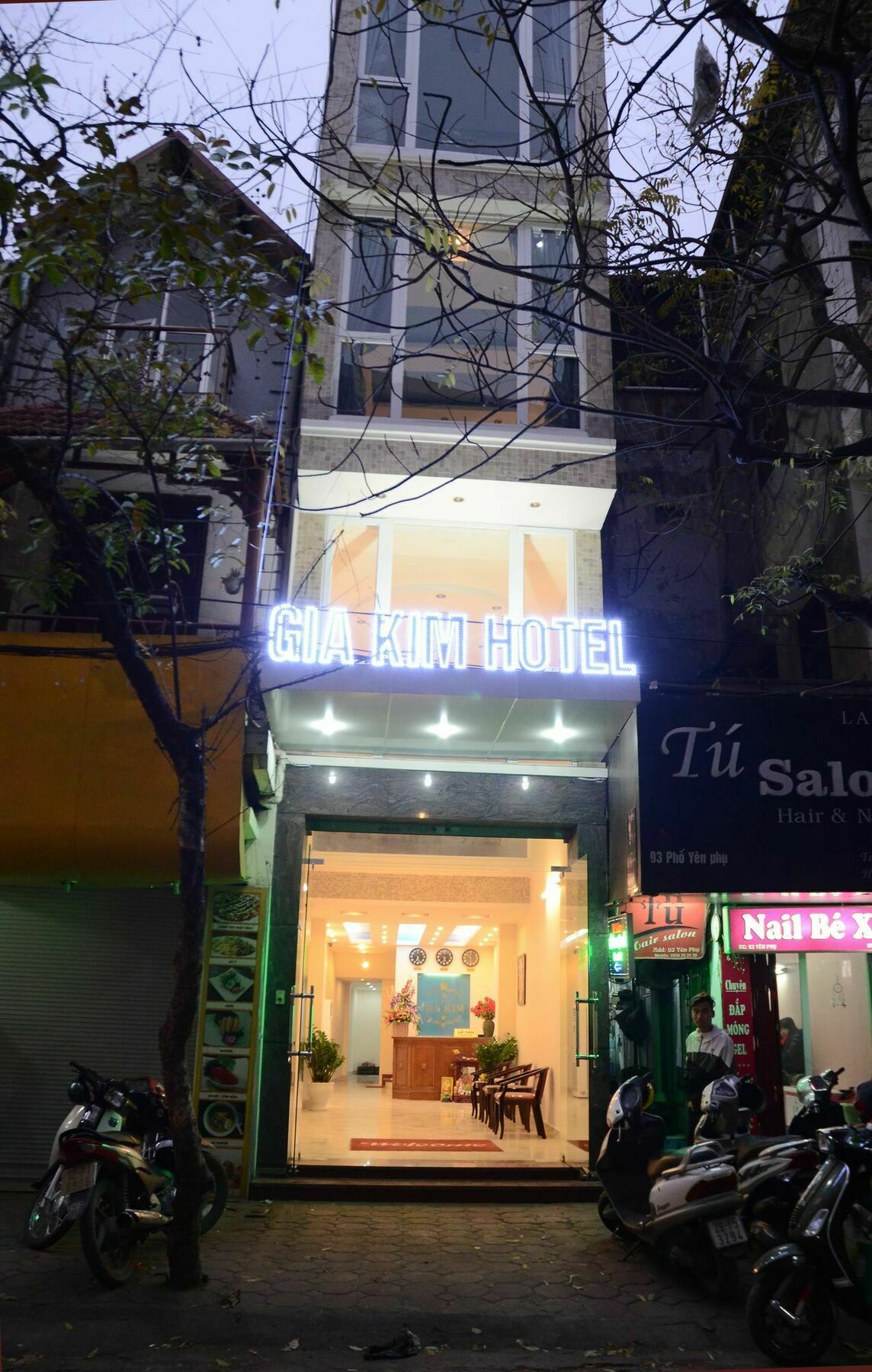 Отель Reddoorz Yen Phu Street Ханой Экстерьер фото
